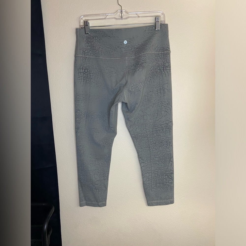 Lululemon Wunder Train High-Rise crop 23” leggings size 12 - Picture 5 of 8